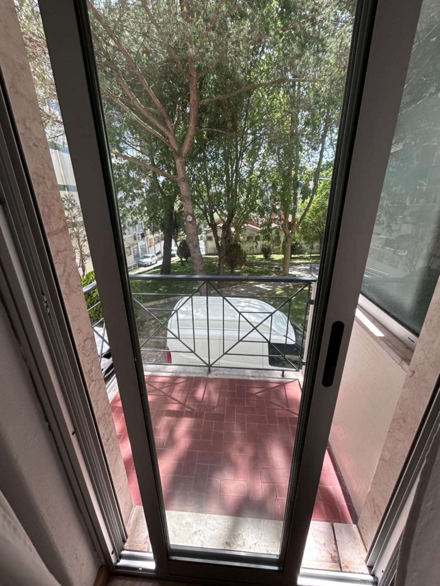 Apartamento Acolhedor Em Queluz Exteriör bild